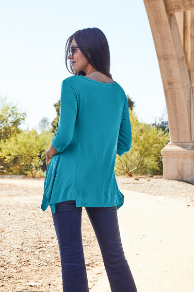Round Neck Pocketed T-Shirt
