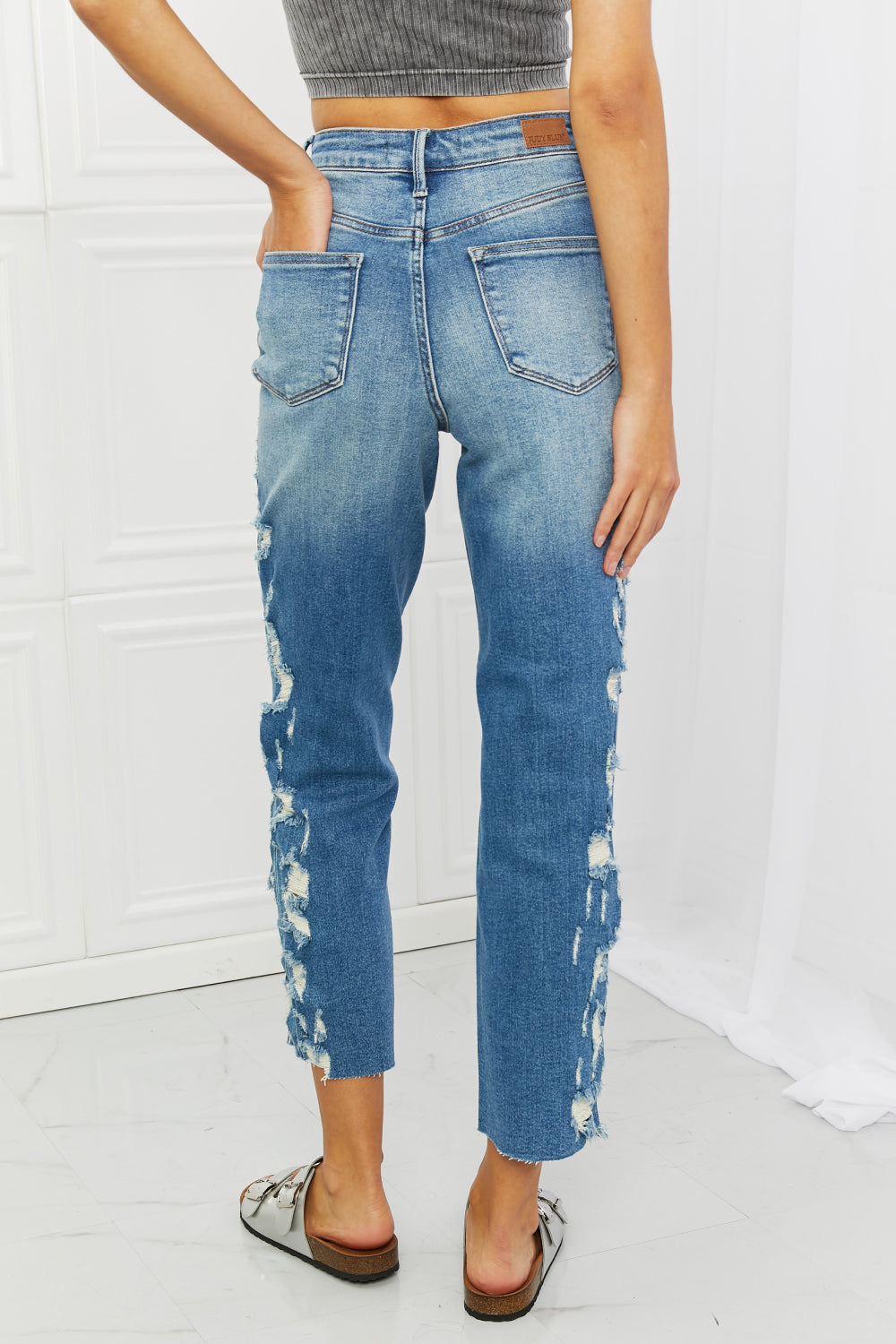 Judy Blue Laila Straight Leg Cropped Distressed Jeans